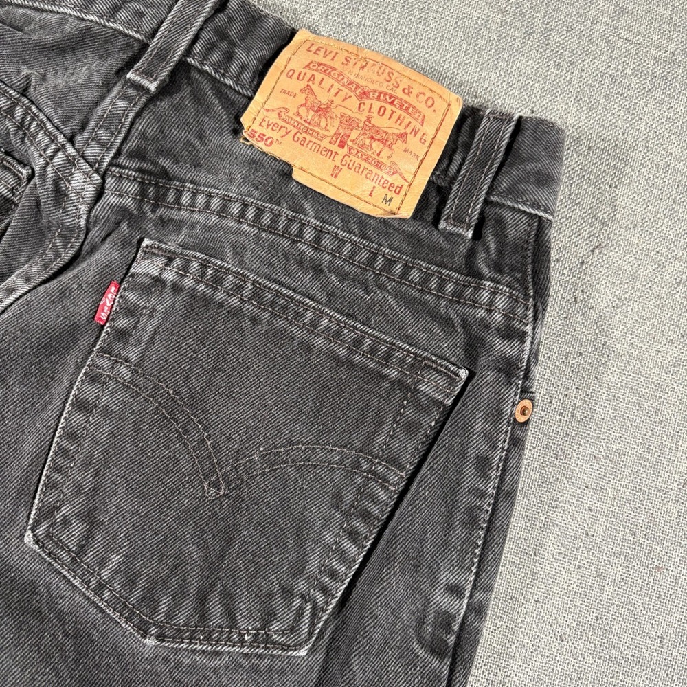 Vintage 90s Levi's 550 Jeans Mens 28x30 Black Relaxed Fit Tapered Leg Denim